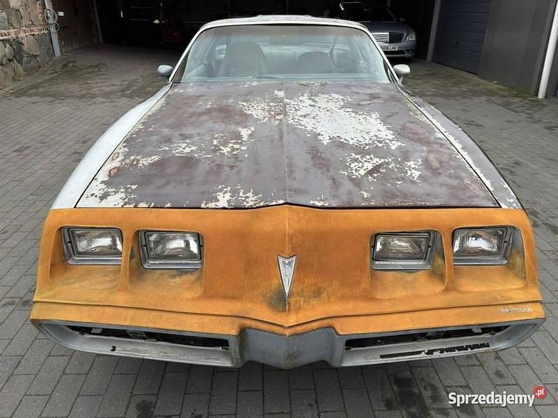 Srebrny Używany 1981 Pontiac Trans Am Coupe | 28 800 zł - Obraz 1/4