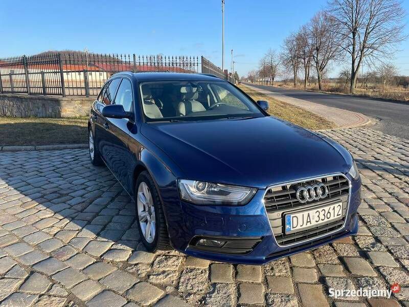 Używany 2012 Audi A4 Comfort | 27 500 zł (Super Cena) - Obraz 1/4