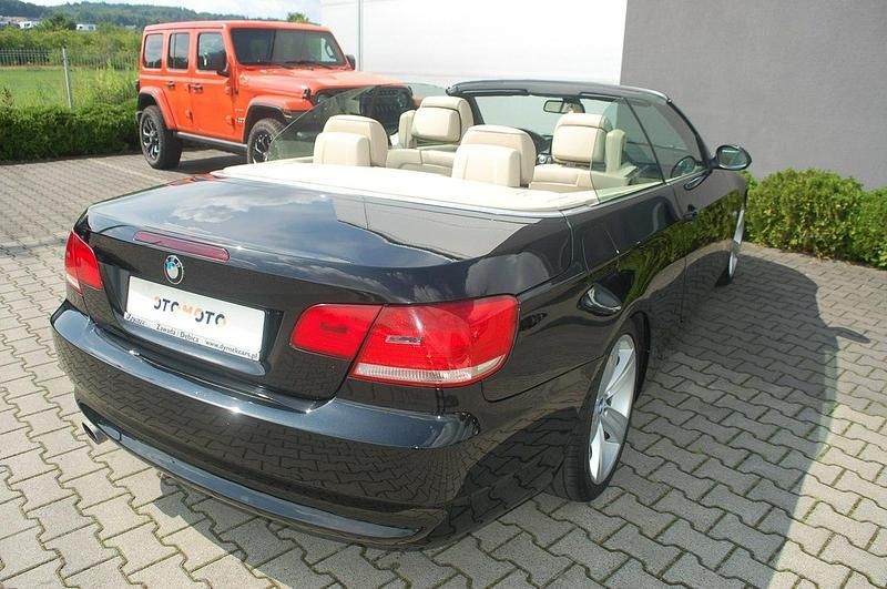 Używany BMW 320 Cabriolet 170 KM (125 kW) 2009 Niebieski ciemny (metalik) Kabriolet