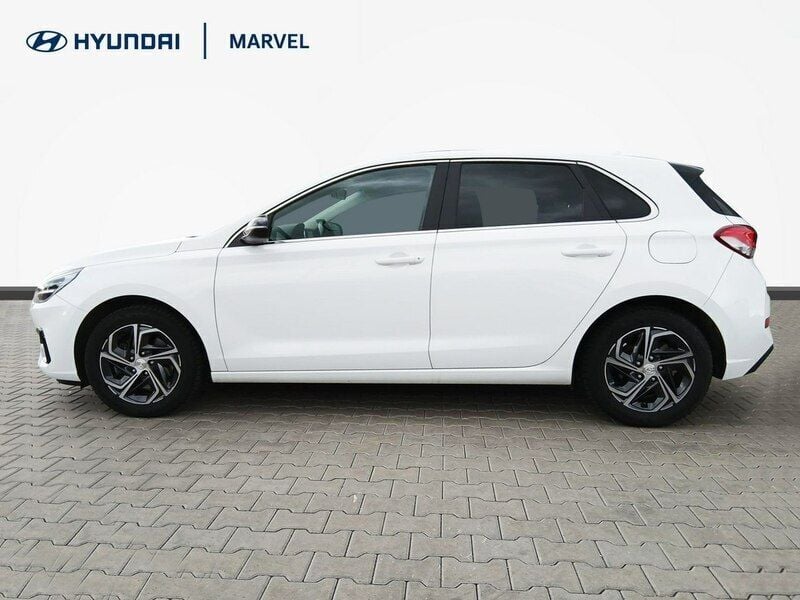 Używany Hyundai i30 120 KM (88 kW) 2024 Biały (metalik) Hatchback