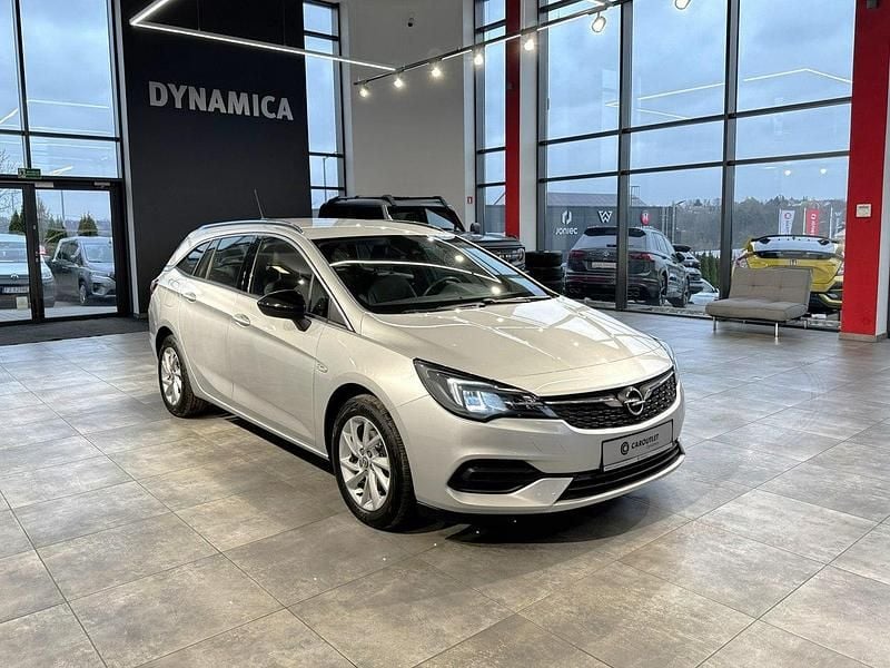 Srebrny Używany 2021 Opel Astra Kombi | 49 900 zł (Uczciwa cena) - Obraz 1/4