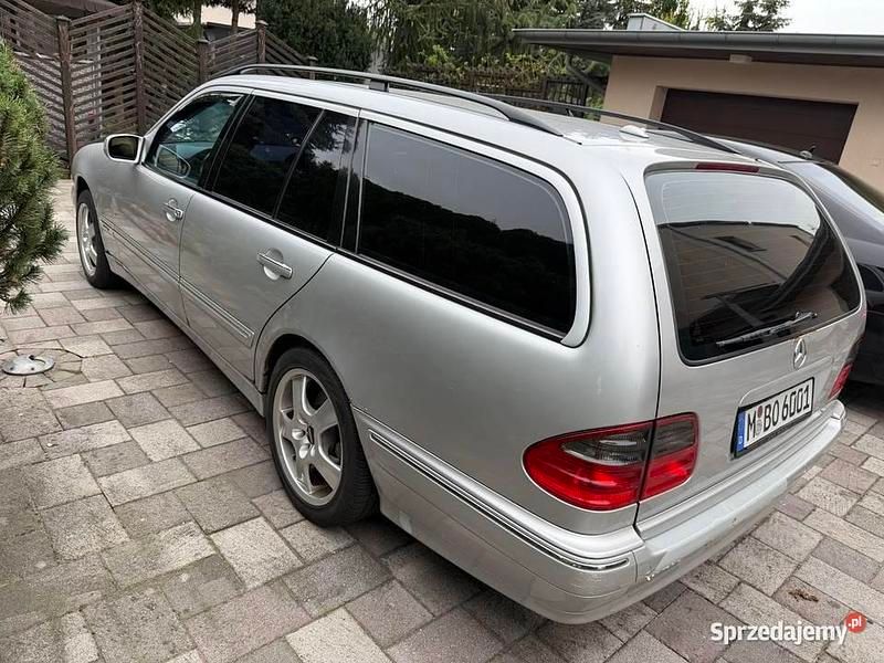 Używany Mercedes E430 2001 Sedan/Limuzyna