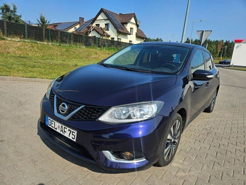 Niebieski (metalik) Używany 2016 Nissan Pulsar Sedan/Limuzyna | 32 600 zł - Obraz 1/4