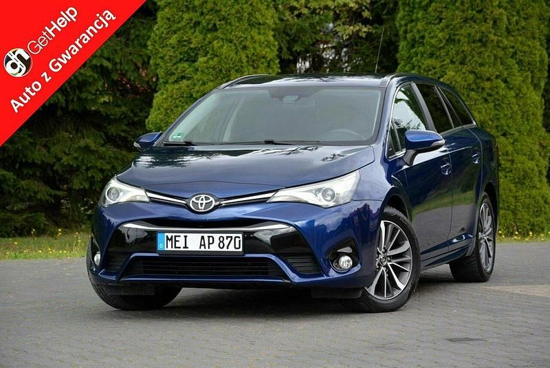 Niebieski Używany 2016 Toyota Avensis Kombi | 54 900 zł (Dość drogi) - Obraz 1/4