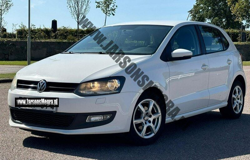 Biały Używany 2013 VW Polo Hatchback | 24 600 zł (Uczciwa cena) - Obraz 1/4