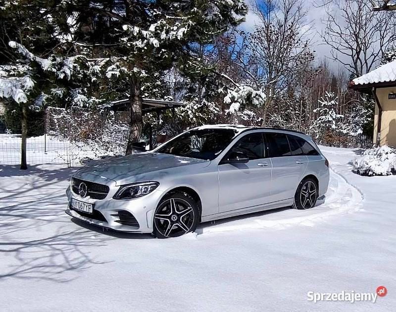 Używany Mercedes A220 AMG line 2020 Srebrny Kombi