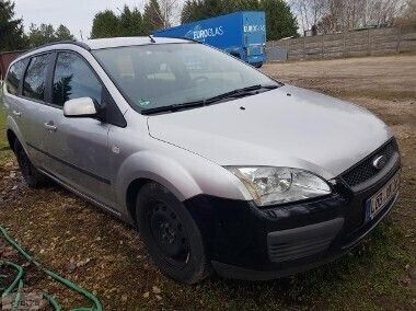 Srebrny Używany 2007 Ford Focus Sedan/Limuzyna | 3900 zł - Obraz 1/4