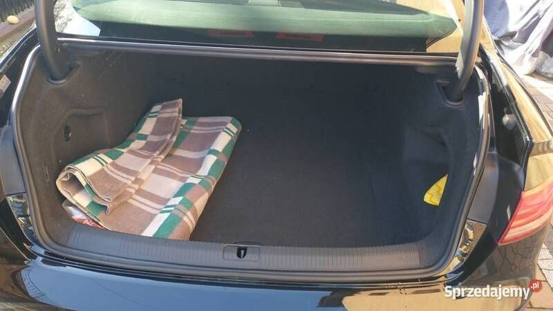 Używany Audi A4 2016 Czarny Sedan/Limuzyna