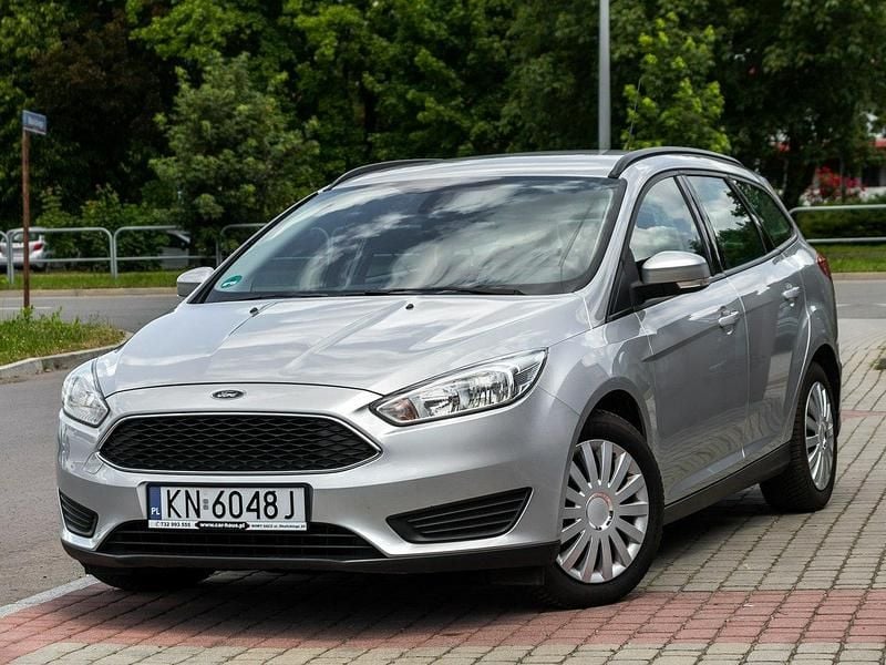 Srebrny Używany 2014 Ford Focus Kombi | 26 500 zł (Uczciwa cena) - Obraz 1/4