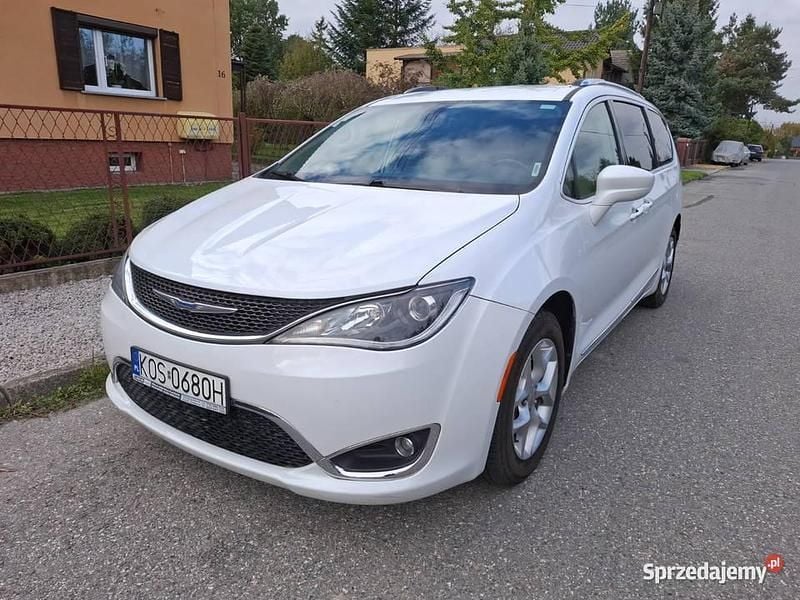 Biały Używany 2018 Chrysler Pacifica Minivan | 103 000 zł - Obraz 1/4