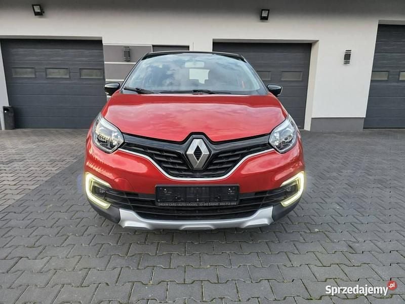 Czerwony (metalik, perła) Używany 2017 Renault Captur SUV | 37 900 zł (Dobra cena) - Obraz 1/4
