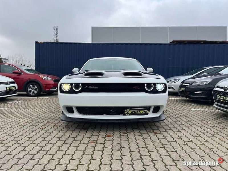 Biały Używany 2023 Dodge Challenger Coupe | 149 000 zł (Drogi) - Obraz 1/4