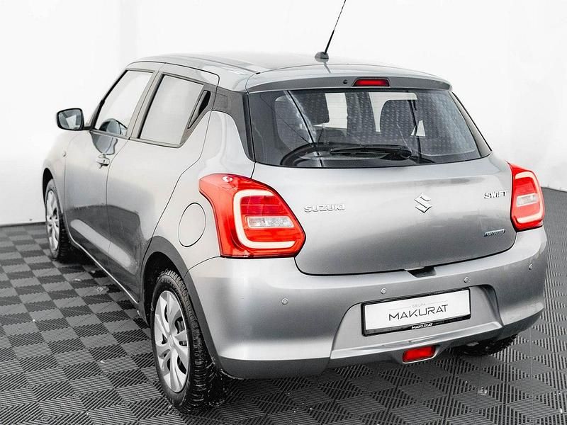 Używany Suzuki Swift 83 KM (61 kW) 2021 Szary (metalik) Hatchback