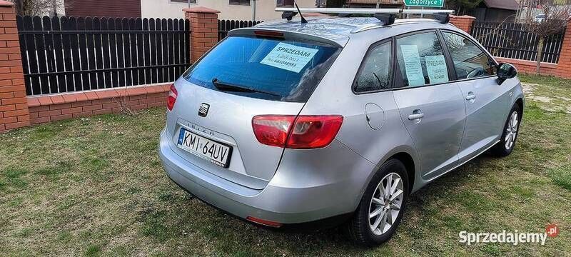 Używany 2011 Seat Ibiza Kombi | 9999 zł (Uczciwa cena) - Obraz 1/4