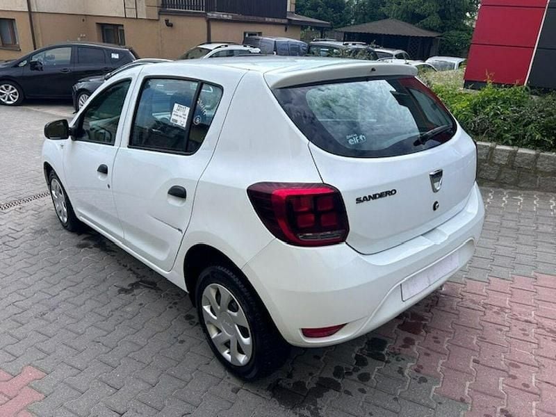Używany Dacia Sandero 75 KM (55 kW) 2019 Biały Hatchback