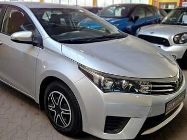 Srebrny Używany 2015 Toyota Corolla Sedan/Limuzyna | 43 900 zł (Drogi) - Obraz 1/2