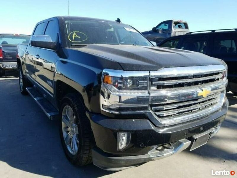Używany Chevrolet Silverado 2017 Czarny SUV