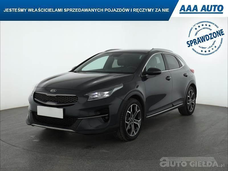 Używany Kia XCeed 140 KM (102 kW) 2020 Szary SUV