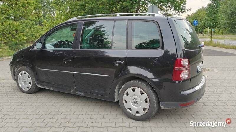 Używany VW Touran 2007 Czarny Minivan
