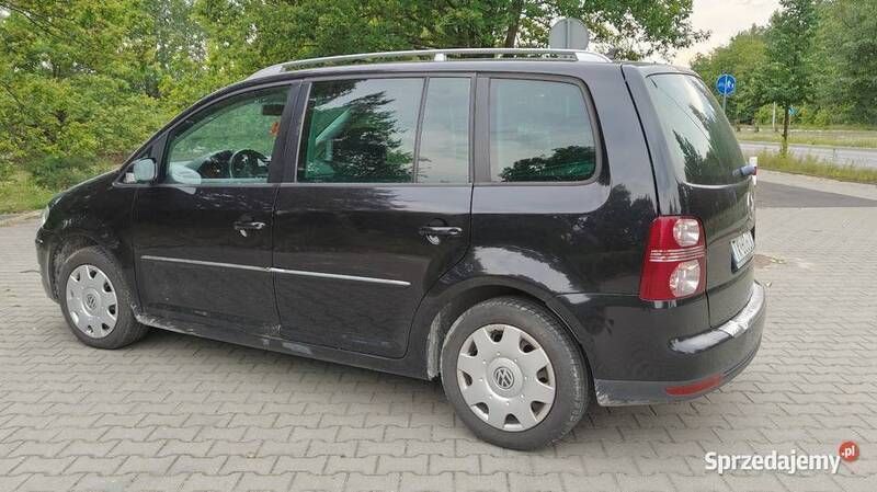 Czarny Używany 2007 VW Touran Minivan | 10 999 zł (Uczciwa cena) - Obraz 1/4