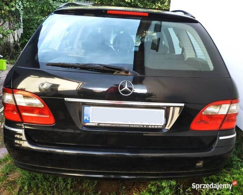 Używany Mercedes E220 Elegance 150 KM (110 kW) 2005 Czarny Sedan/Limuzyna