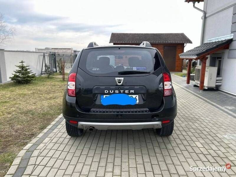 Czarny Używany 2017 Dacia Duster SUV | 43 000 zł (Dobra cena) - Obraz 1/4