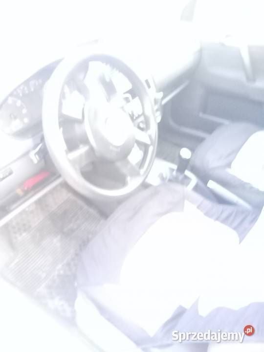 Używany VW Polo 2005 Srebrny Sedan/Limuzyna