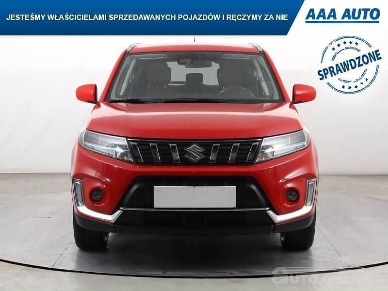 Używany Suzuki Vitara 129 KM (94 kW) 2021 Czerwony SUV