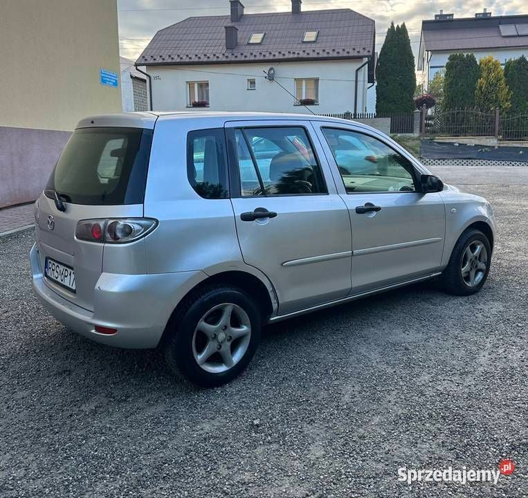 Używany 2005 Mazda 2 Hatchback | 3900 zł - Obraz 1/3