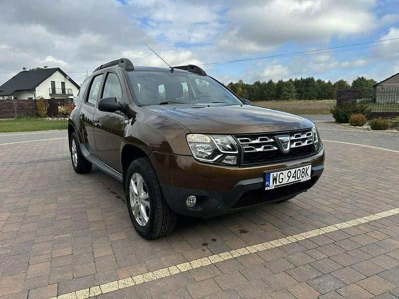 Brązowobeżowy Używany 2015 Dacia Duster SUV | 34 800 zł (Uczciwa cena) - Obraz 1/4