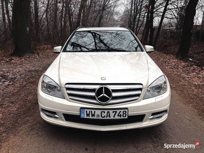 Używany Mercedes C180 156 KM (114 kW) 2010