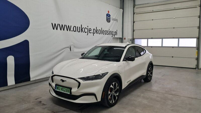 Biały (metalik) Używany 2021 Ford Mustang Mach-E SUV | 170 000 zł - Obraz 1/4
