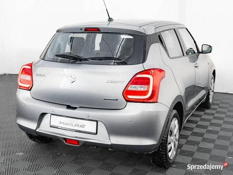 Używany Suzuki Swift 83 KM (61 kW) 2021 Szary (metalik) Hatchback