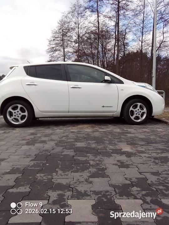 Używany Nissan Leaf Tekna 80 kW (109 KM) 2015 Biały Hatchback