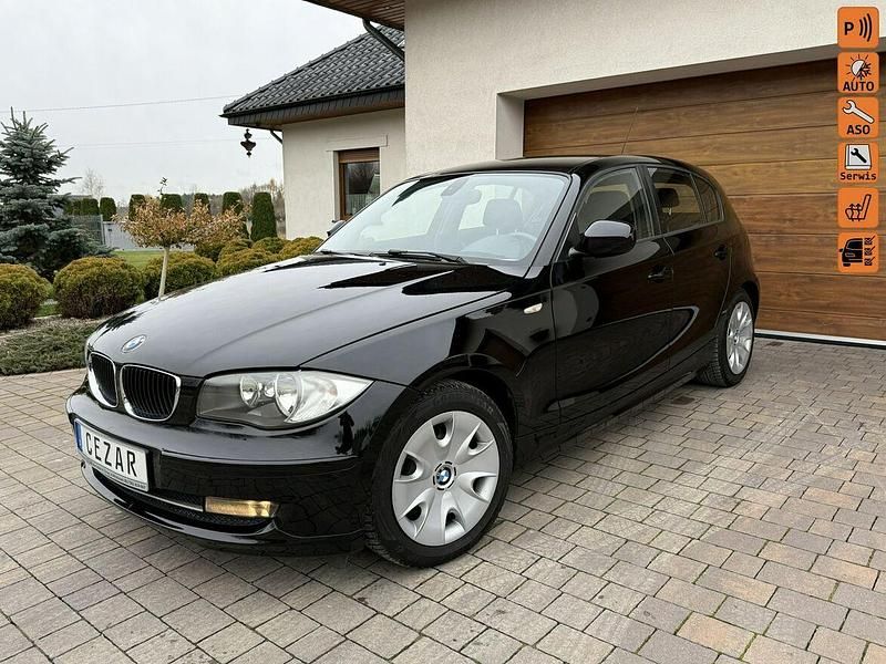 Czarny Używany 2011 BMW 116 Hatchback | 17 900 zł - Obraz 1/4