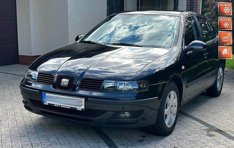 Czarny Używany 2005 Seat Leon Sport Hatchback | 7900 zł (Dobra cena) - Obraz 1/4