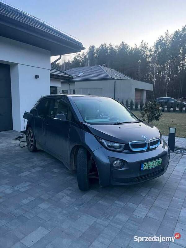 Używany 2015 BMW i3 Hatchback | 43 000 zł - Obraz 1/4
