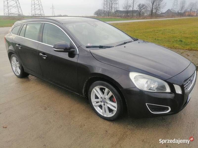 Czarny Używany 2011 Volvo V60 Kombi | 20 900 zł (Uczciwa cena) - Obraz 1/4