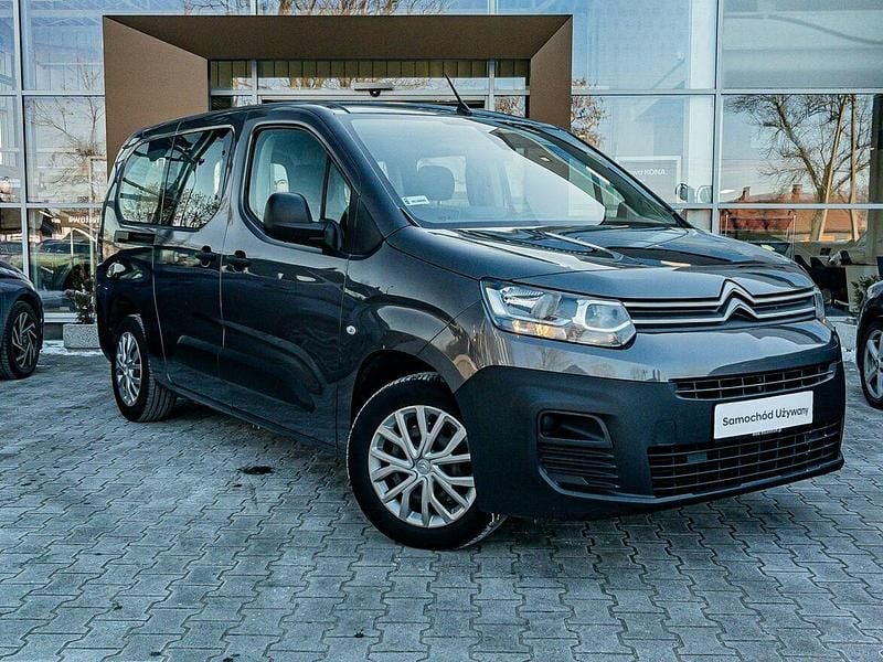 Używany Citroën Berlingo Live 102 KM (75 kW) 2021 Szary Minivan