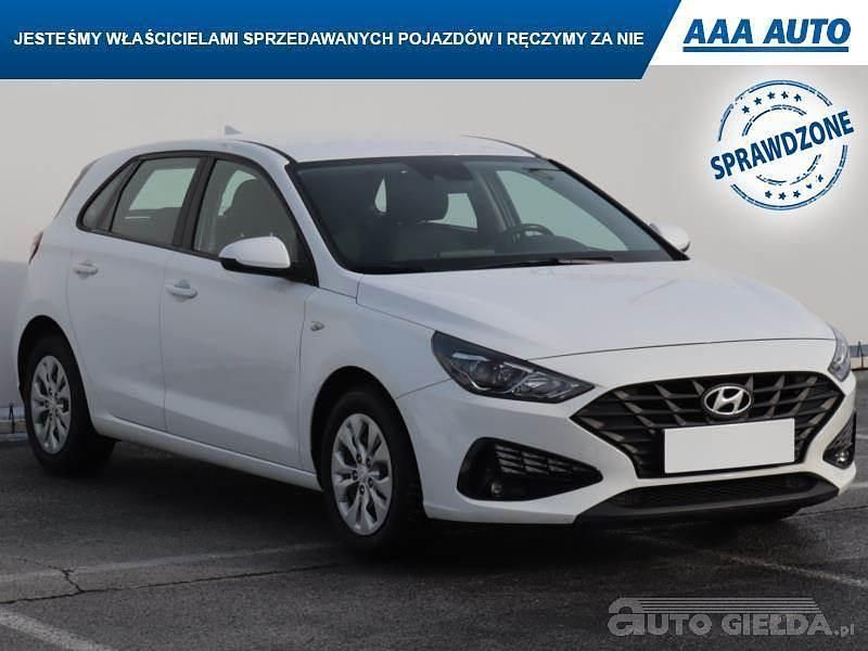 Używany Hyundai i30 2021 Biały