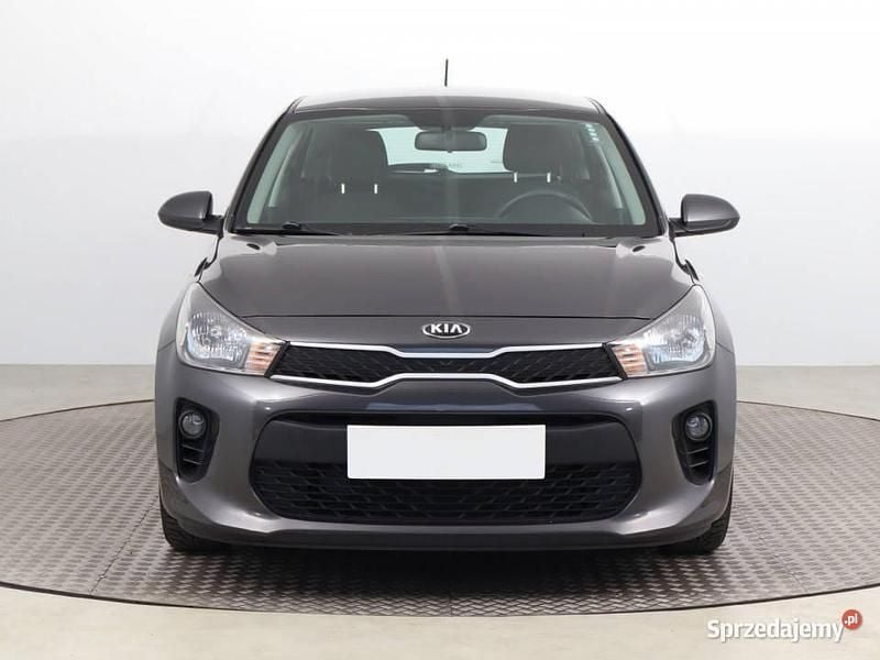 Szary Używany 2019 Kia Rio Hatchback | 38 999 zł (Uczciwa cena) - Obraz 1/4