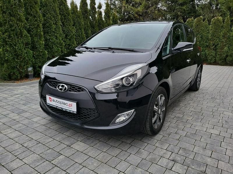 Używany Hyundai ix20 90 KM (66 kW) 2018 Czarny (metalik) Hatchback