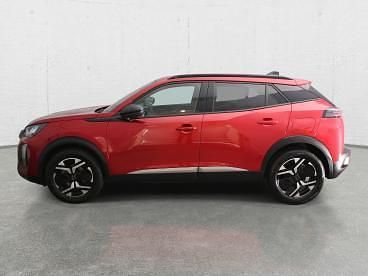 Używany Peugeot 2008 Allure 130 KM (95 kW) 2023 Czerwony SUV