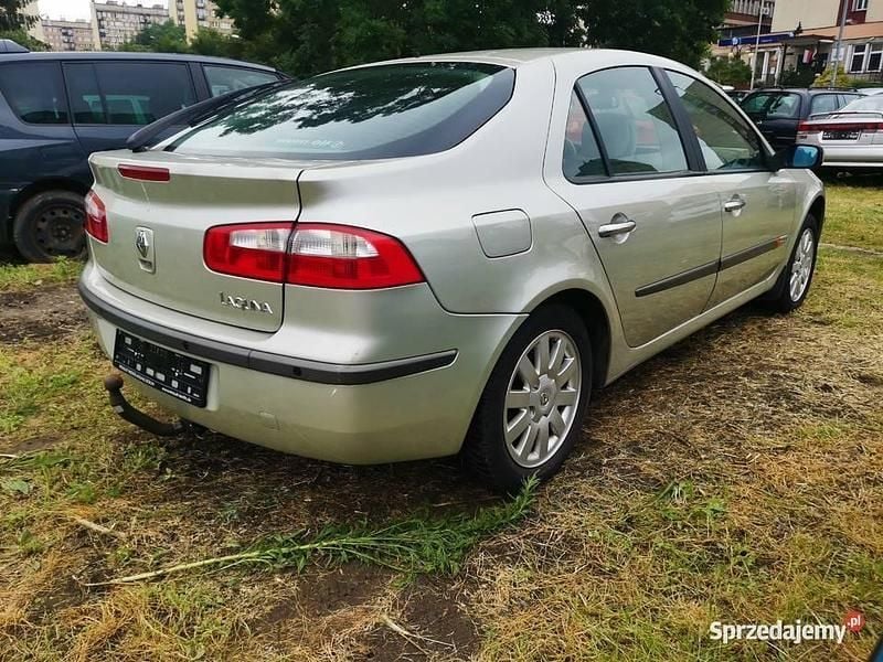 Używany Renault Laguna II 2003 Złoty Hatchback
