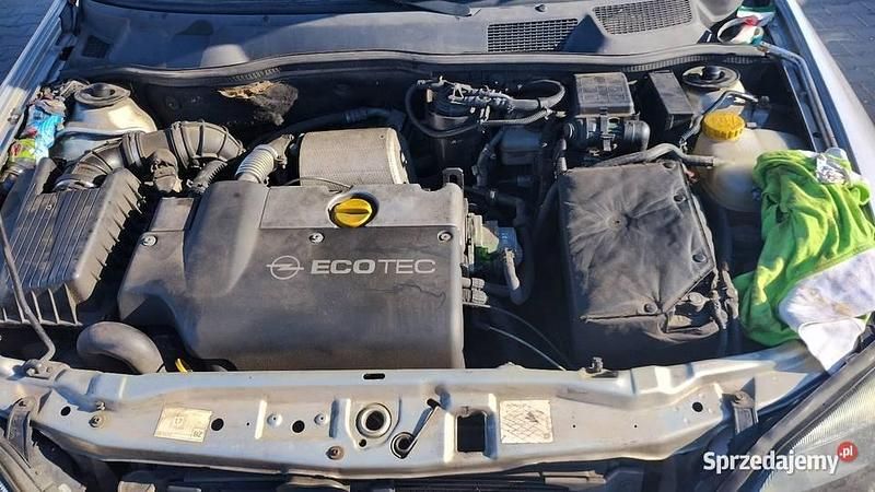 Używany Opel Astra 1999 Srebrny Hatchback