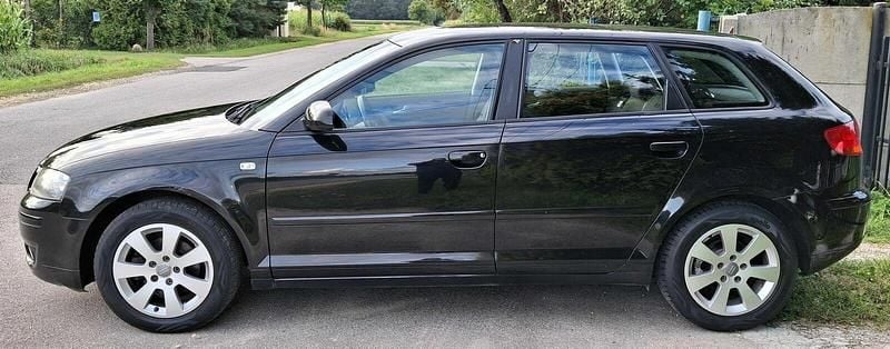 Używany Audi A3 Sportback Comfort 116 KM (85 kW) 2007 Czarny Hatchback