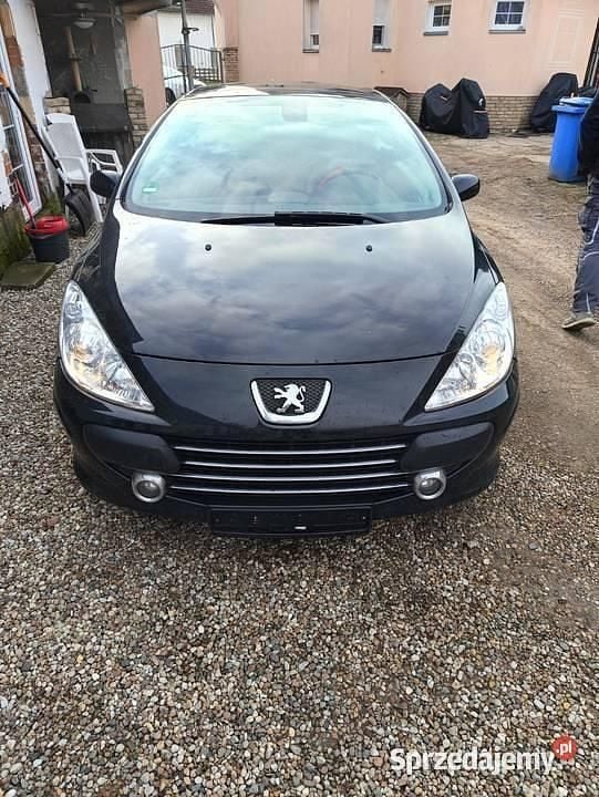 Czarny Używany 2006 Peugeot 307 CC Kabriolet | 5999 zł - Obraz 1/4