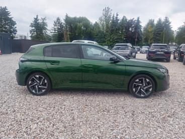 Używany Peugeot 308 Allure 130 KM (95 kW) 2024 Zielony