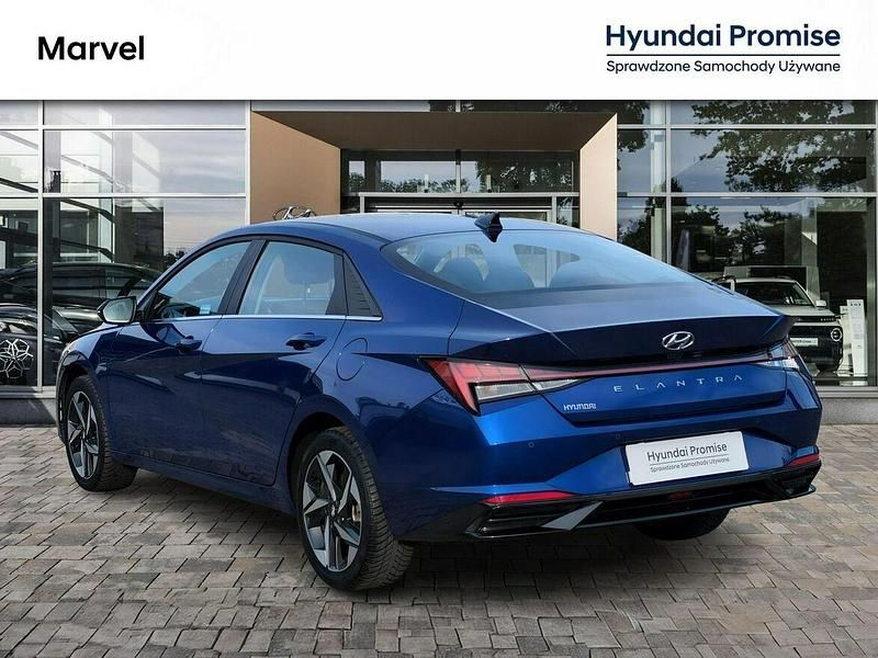 Używany Hyundai Elantra 2023 Niebieski Sedan/Limuzyna