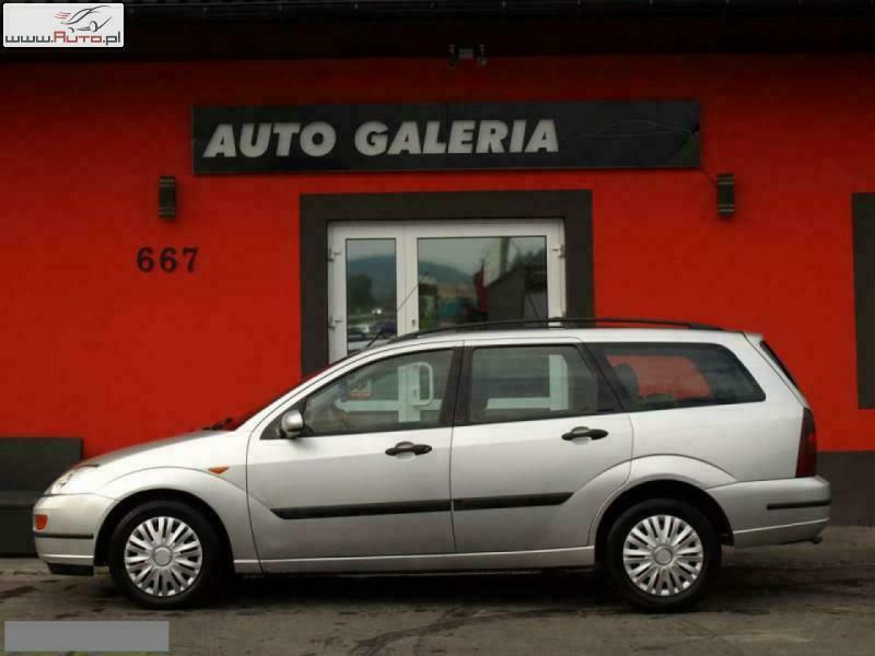Srebrny (metalik) Używany 2000 Ford Focus Sedan/Limuzyna | 6900 zł - Obraz 1/4